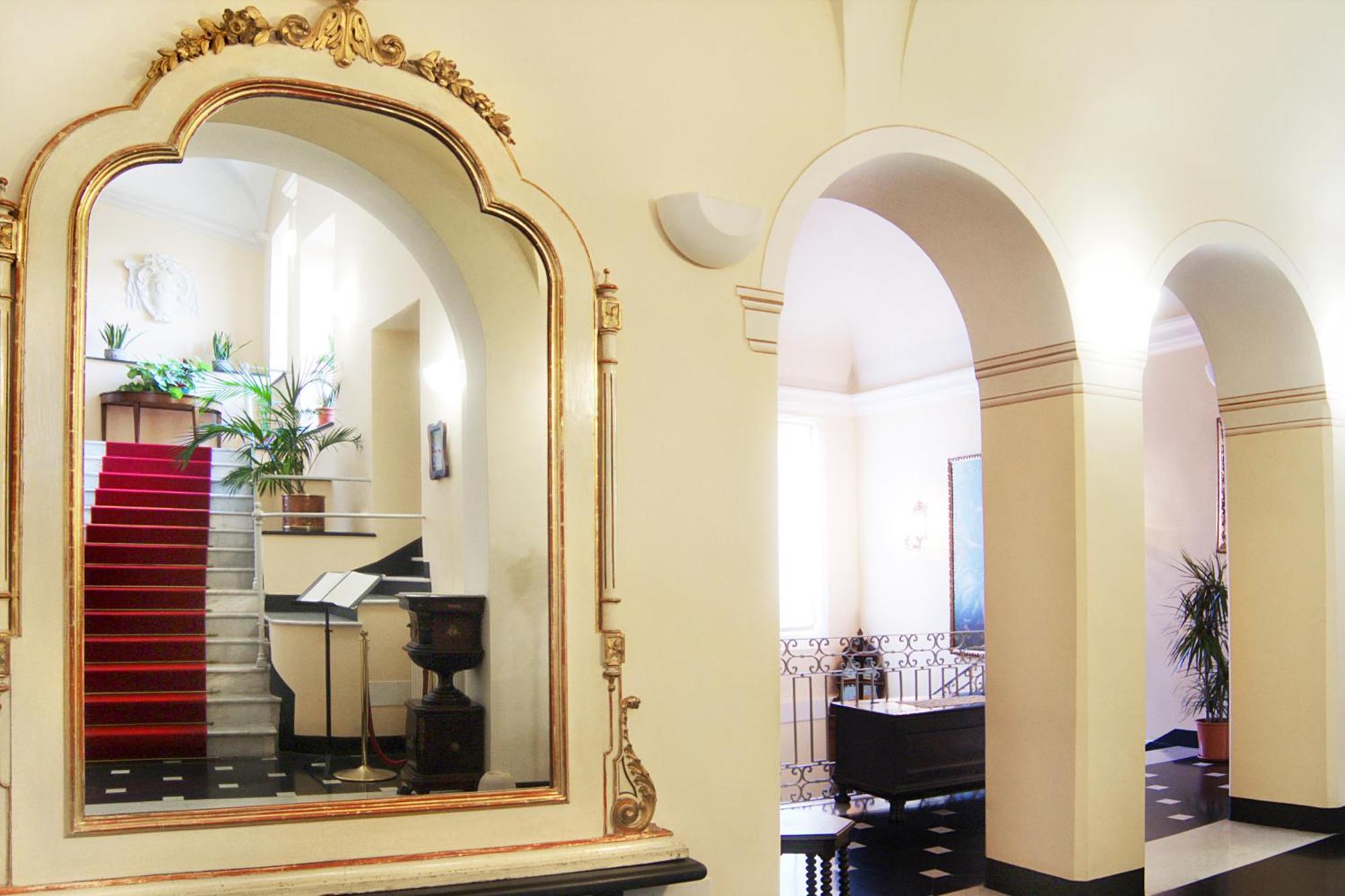 Palazzo Vescovile Hotel Noli Kültér fotó
