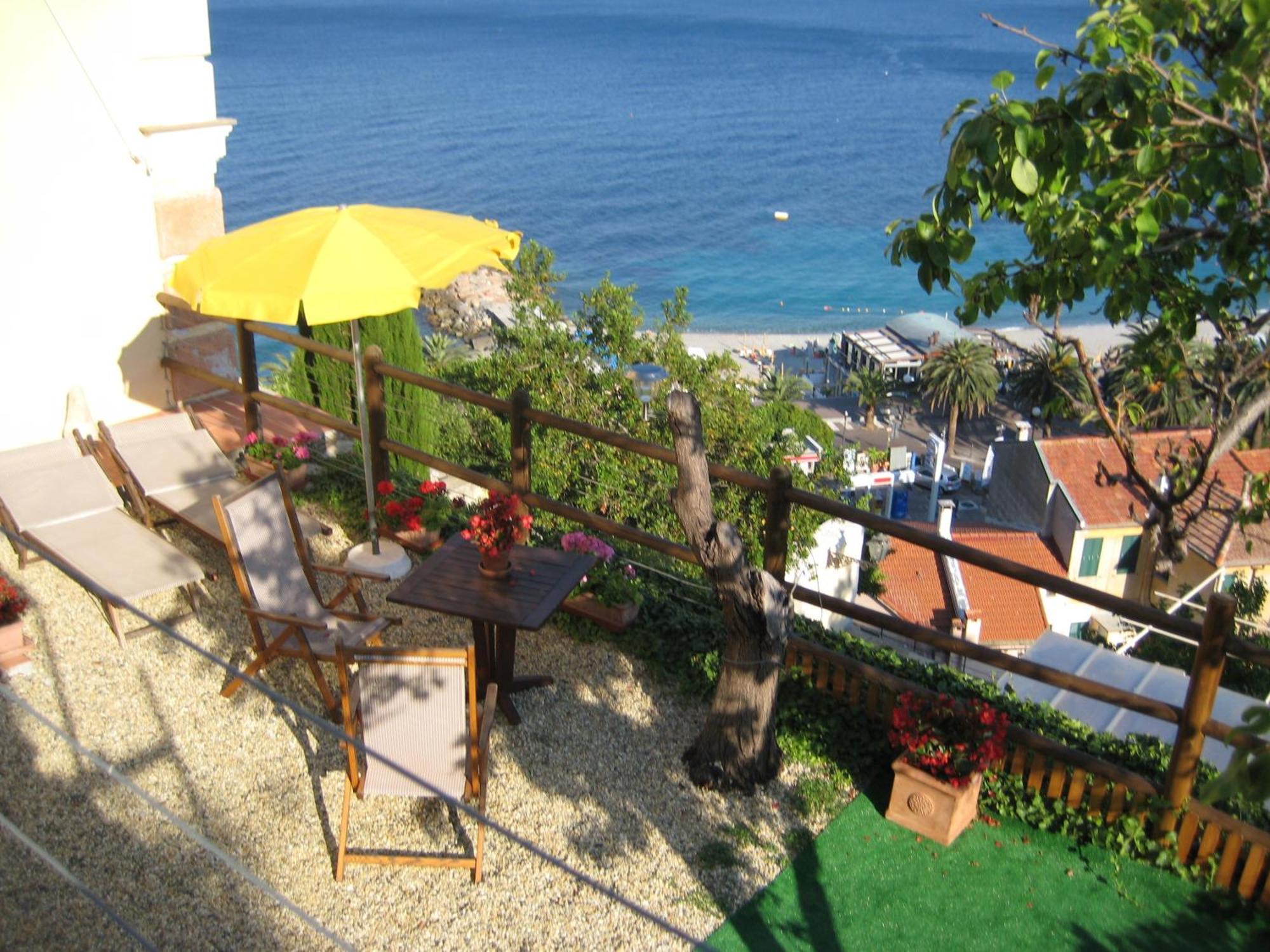 Palazzo Vescovile Hotel Noli Kültér fotó